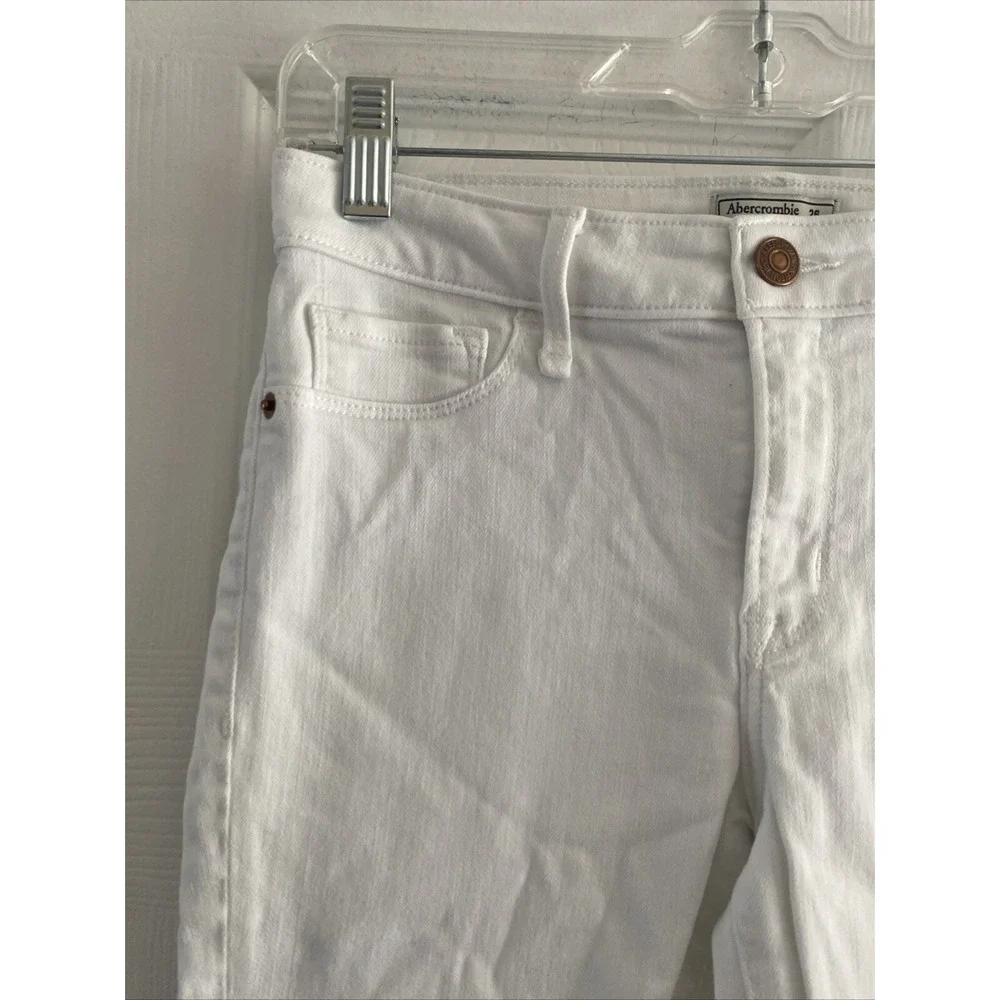 Abercrombie & Fitch these abercrombie